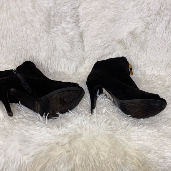 Black Open Toed Booties - Picture 4 of 5